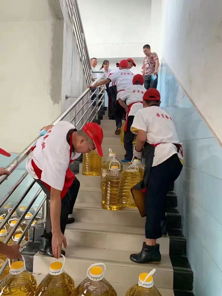 1661492848640771.jpg 重慶工商職業(yè)學(xué)院陜西大豆油2.jpg